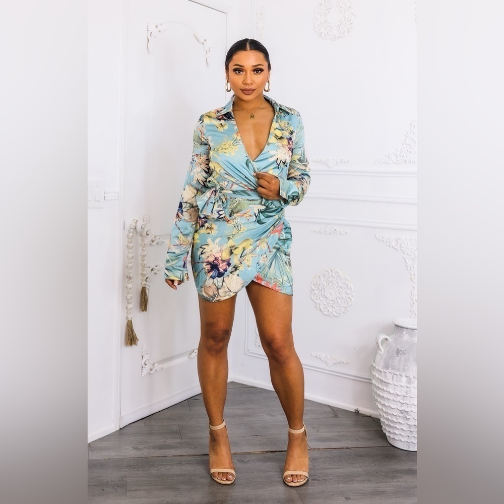 Floral Wrap Dress - Picture 5 of 5